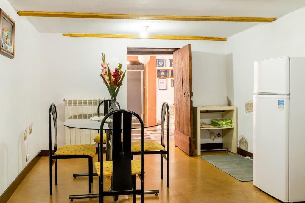 9Arches Apartment วิลา โนวา เจ ปัวอาเรส ภายนอก รูปภาพ